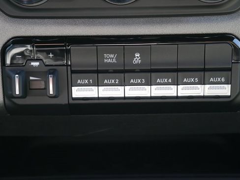 New 2023 RAM 3500 Tradesman image 20