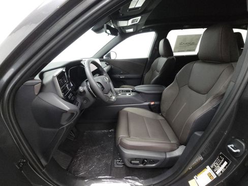 New 2026 Lexus TX 350 AWD image 4