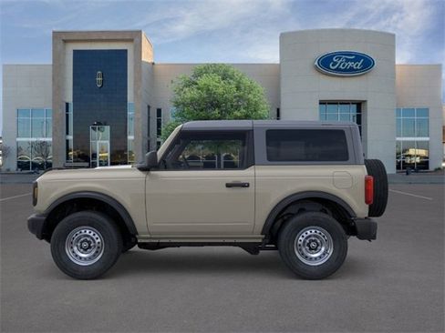 New 2025 Ford Bronco 2-Door image 3