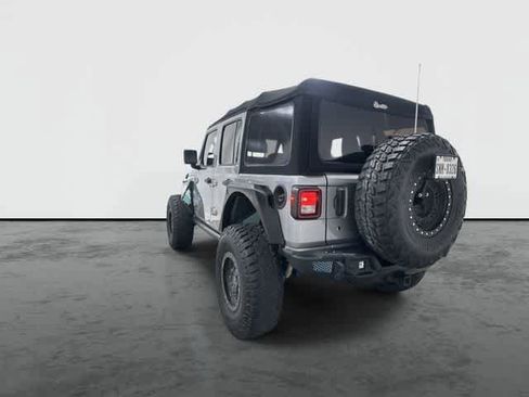 Used 2018 Jeep Wrangler Unlimited Sport S image 2