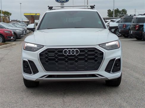 Used 2024 Audi Q5 2.0T Premium w/ Convenience Package image 9