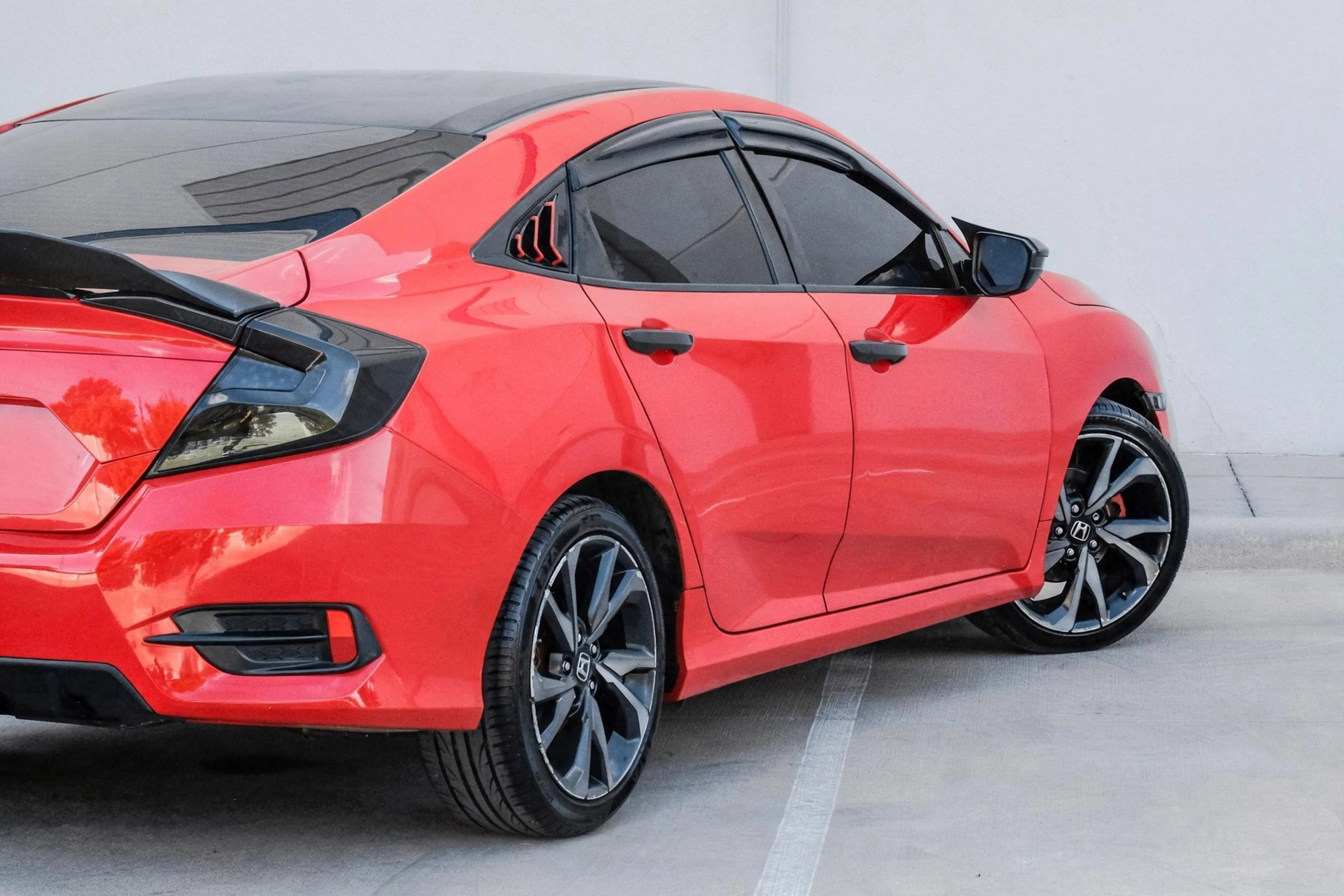 Used 2019 Honda Civic Sport image 13