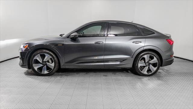 Used 2021 Audi e-tron Prestige w/ Prestige Package AWD/4WD image 3