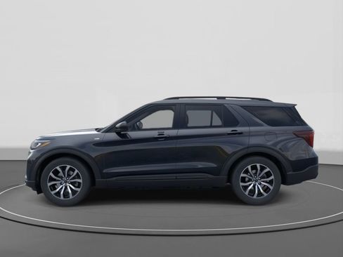 New 2026 Ford Explorer ST-Line image 3