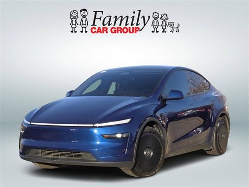 Used 2026 Tesla Model Y 2WD image 1