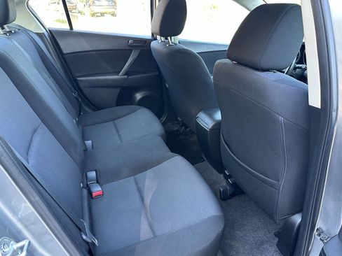 Used 2010 MAZDA MAZDA3 i Sport FWD image 14