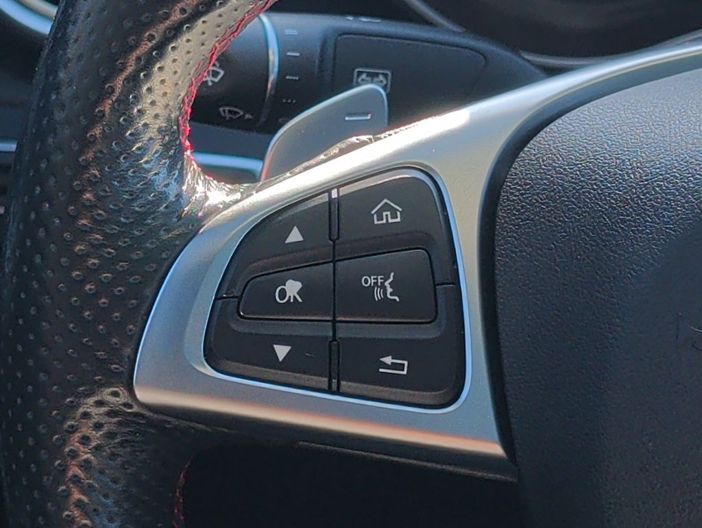 Used 2016 Mercedes-Benz C 450 AMG image 18