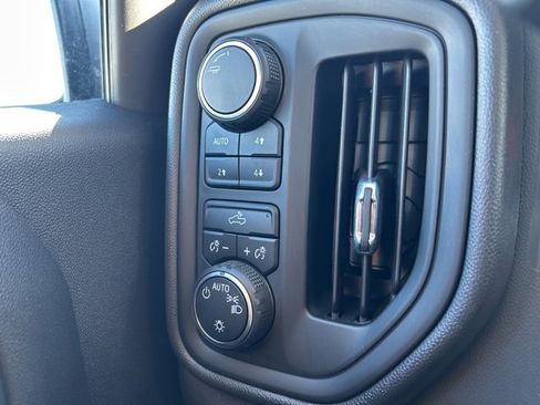 Used 2023 Chevrolet Silverado 1500 Custom Trail Boss image 17