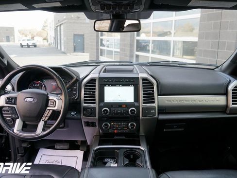 Used 2017 Ford F350 Platinum w/ Platinum Ultimate Package image 42