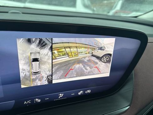 Used 2024 Buick Envision Sport Touring image 16