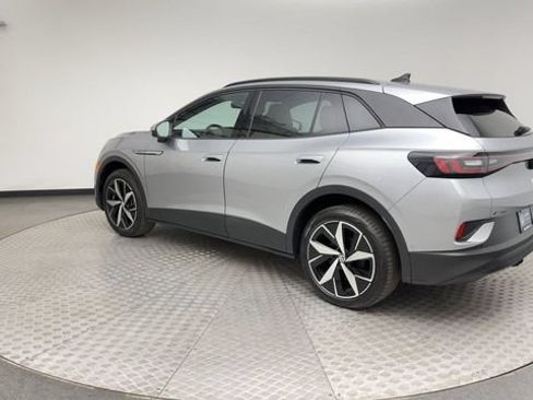 Certified 2024 Volkswagen ID.4 Pro S AWD/4WD image 4
