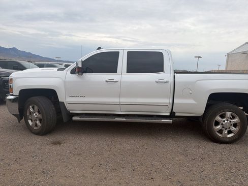 Used 2019 Chevrolet Silverado 2500 LTZ w/ Duramax Plus Package image 2