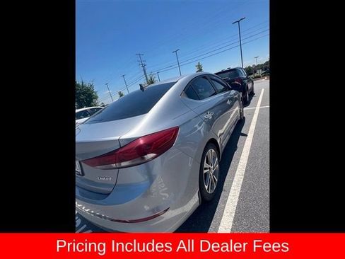 Used 2017 Hyundai Elantra Limited FWD image 2
