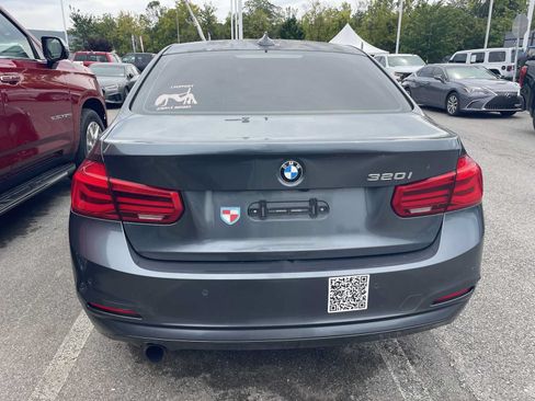 Used 2016 BMW 320i Sedan RWD image 5