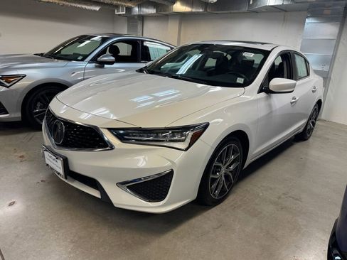 Certified 2020 Acura ILX w/ Premium Package image 9