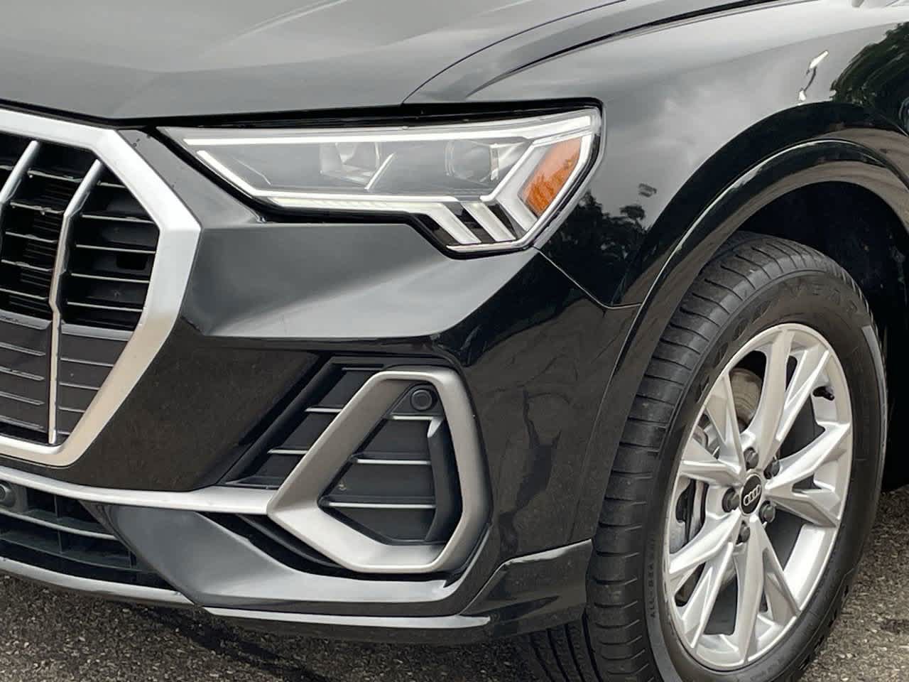 Used 2025 Audi Q3 2.0T Premium AWD/4WD image 35