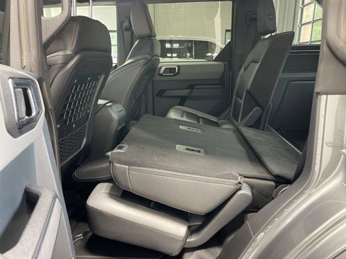 Used 2024 Ford Bronco Big Bend image 12