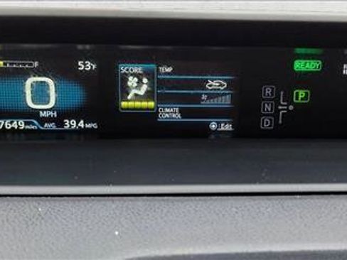 Certified 2021 Toyota Prius XLE w/ Carpet Mat Package (TMS) image 11