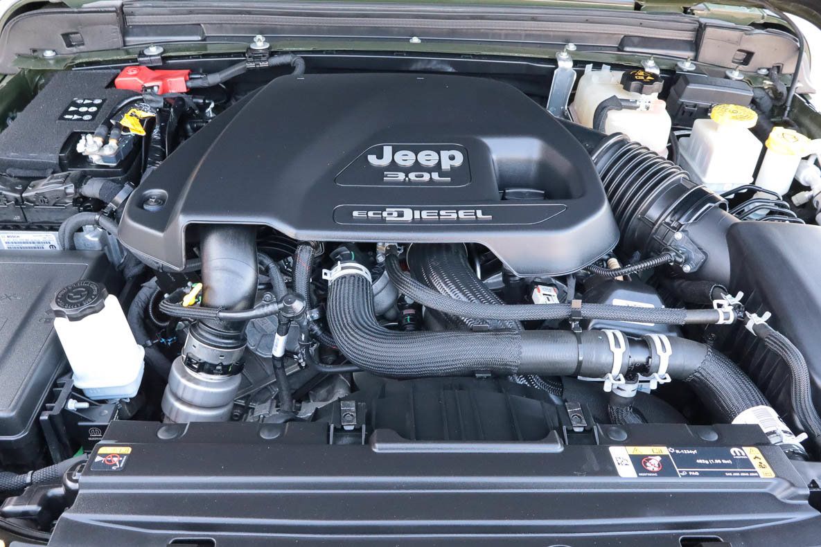 Used 2022 Jeep Gladiator Sport AWD/4WD image 19