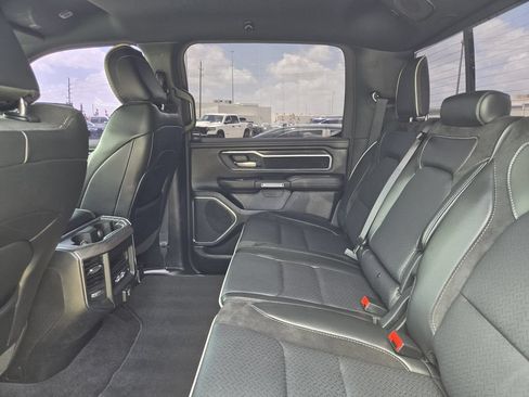Used 2025 RAM 1500 Laramie AWD/4WD image 28