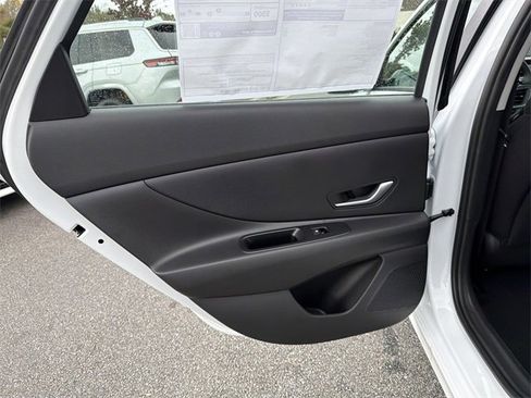 New 2026 Hyundai Elantra Blue image 21