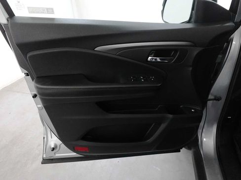 Used 2021 Honda Passport Sport image 10