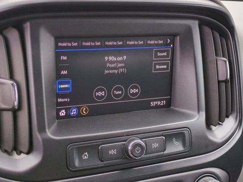 Certified 2022 Chevrolet Colorado W/T w/ Custom Special Edition image 14