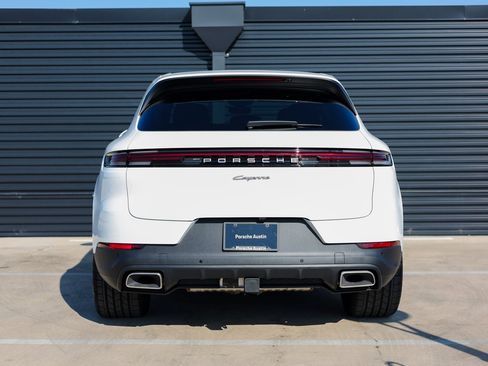 New 2025 Porsche Cayenne E-Hybrid image 6