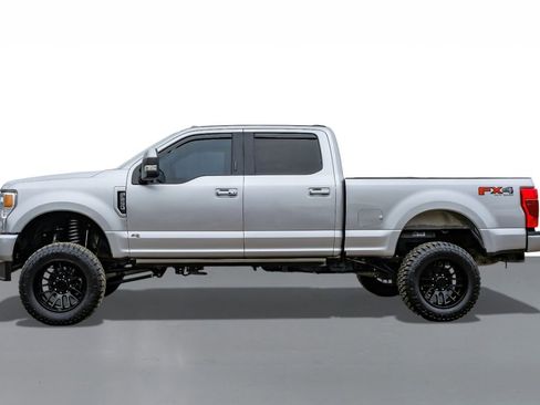 Used 2020 Ford F250 Lariat w/ Lariat Ultimate Package image 9