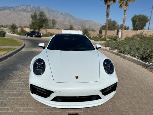 Used 2021 Porsche 911 Carrera RWD image 9
