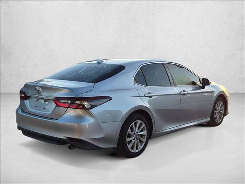 Used 2021 Toyota Camry LE FWD image 3