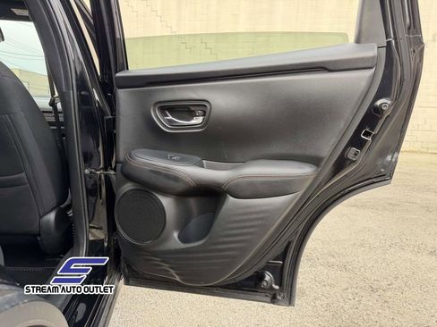 Used 2024 Honda HR-V Sport image 16