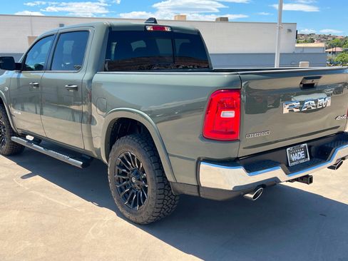 New 2026 RAM 1500 Big Horn AWD/4WD image 3