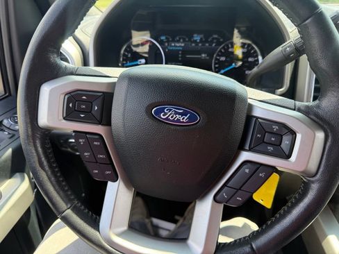 Used 2018 Ford F350 Lariat w/ Lariat Value Package AWD/4WD image 27