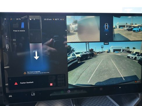 Used 2024 Tesla Cybertruck AWD Crew Cab image 24