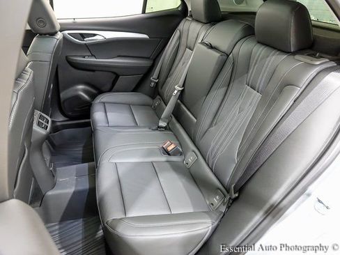 New 2026 Buick Envision Avenir image 9