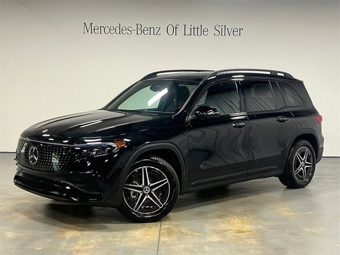 Used 2024 Mercedes-Benz EQB 250+ image 1