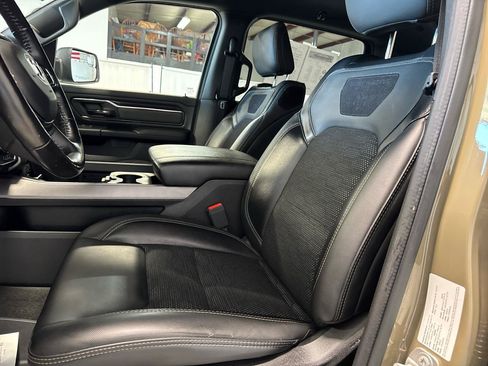 Used 2020 RAM 1500 Big Horn w/ Built-to-serve Edition AWD/4WD image 18