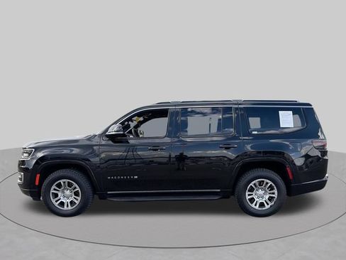 Used 2023 Jeep Wagoneer 4WD image 6