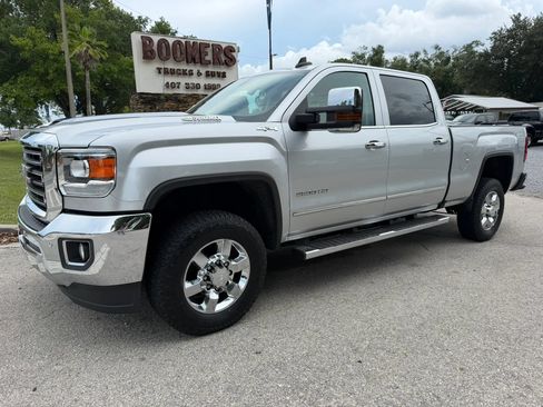 Used 2019 GMC Sierra 2500 SLT w/ Duramax Plus Package AWD/4WD image 1