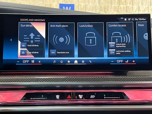 Used 2023 BMW i7 xDrive60 AWD/4WD image 38