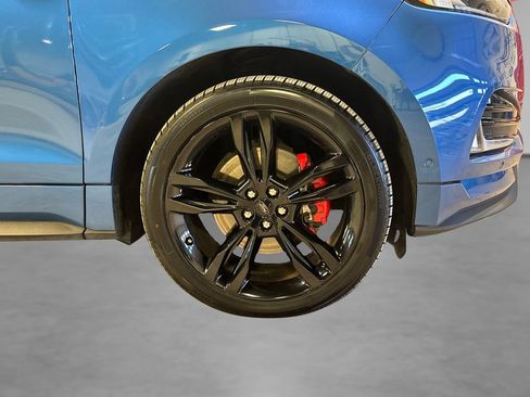Used 2021 Ford Edge ST w/ Equipment Group 401A image 18
