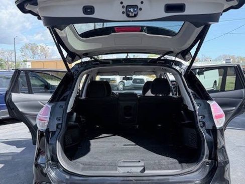 Used 2016 Nissan Rogue SV w/ SV Premium Package AWD/4WD image 15
