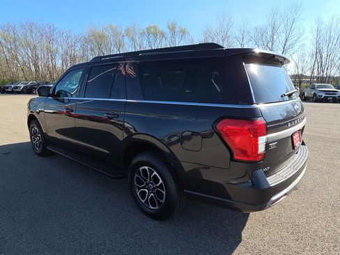 Used 2024 Ford Expedition Max XLT image 6