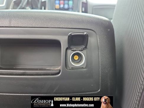 Used 2018 GMC Sierra 2500 SLT w/ All Terrain HD Package AWD/4WD image 22