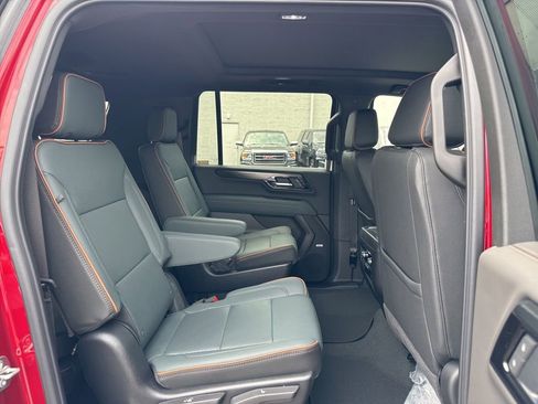 New 2026 GMC Yukon XL AT4 w/ AT4 Premium Package AWD/4WD image 25