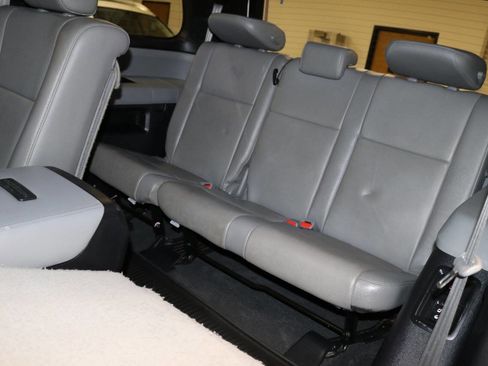 Used 2020 Toyota Sequoia Platinum image 16