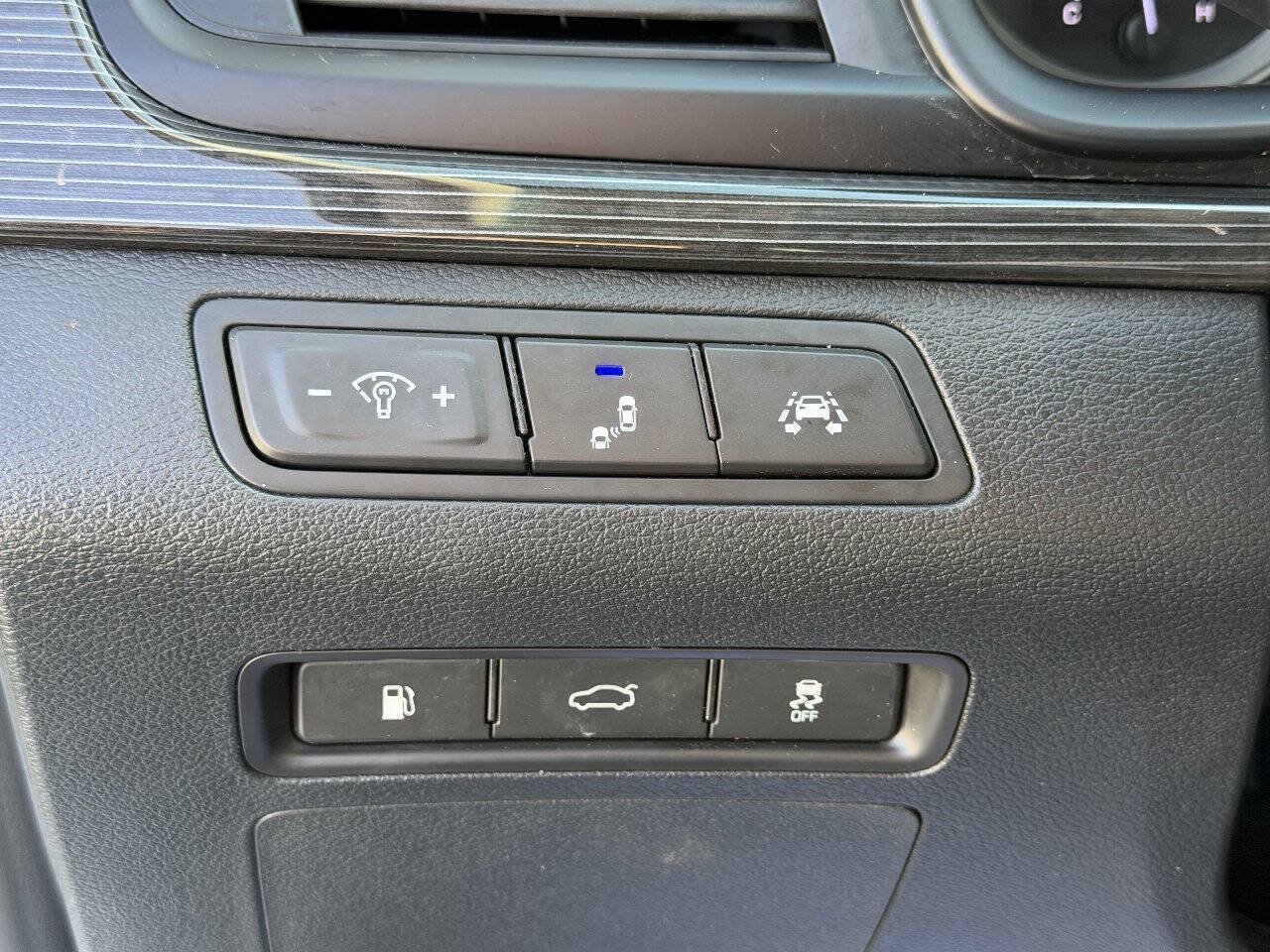 Used 2019 Hyundai Sonata Limited FWD image 25