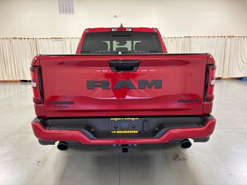 Used 2026 RAM 1500 Big Horn AWD/4WD image 7