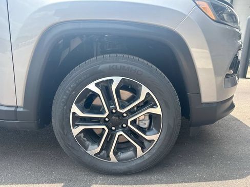 Certified 2023 Jeep Compass Limited AWD/4WD image 12